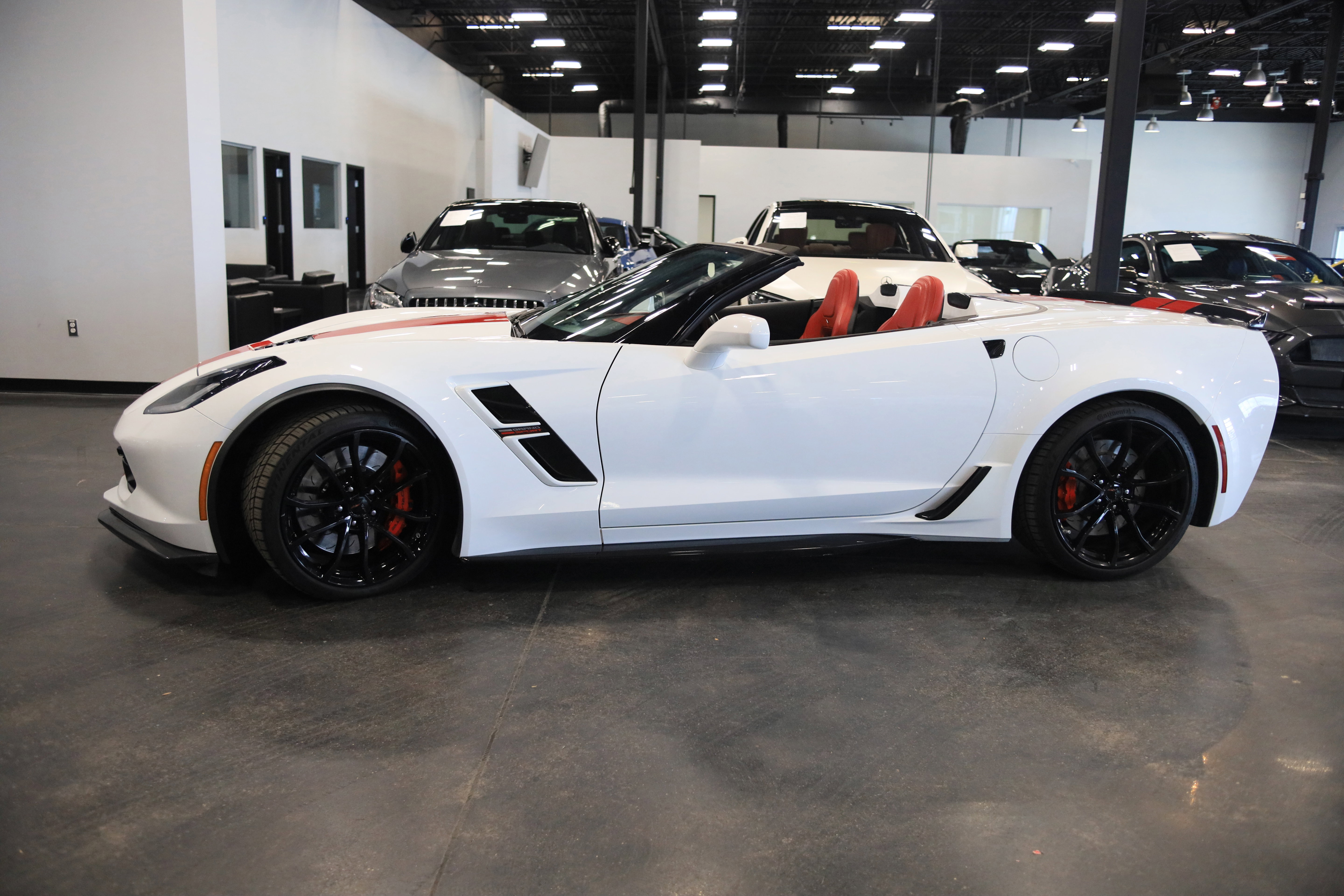 Used 2019 Chevrolet Corvette Grand Sport RWD image 10