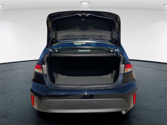 Used 2025 Toyota Corolla LE image 14