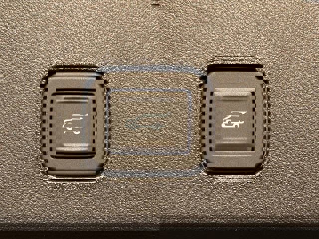 New 2026 Cadillac Lyriq Signature Luxury image 25