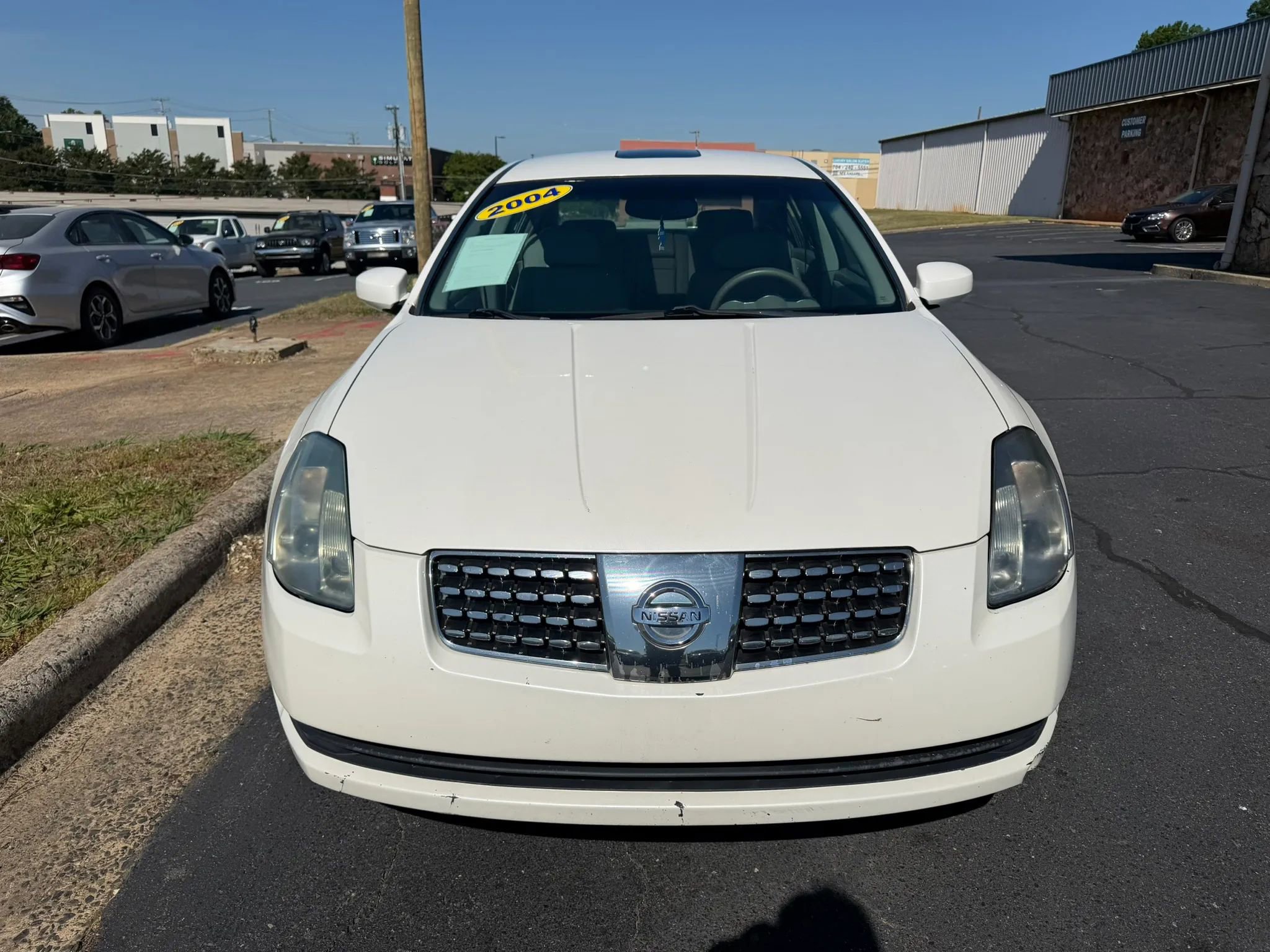 Used 2004 Nissan Maxima 3.5 SL w/ Driver Preferred Pkg FWD image 2