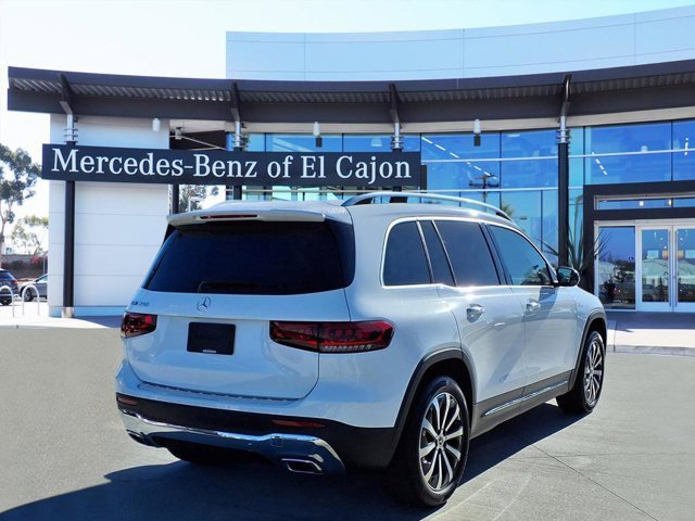 Used 2023 Mercedes-Benz GLB 250 image 3