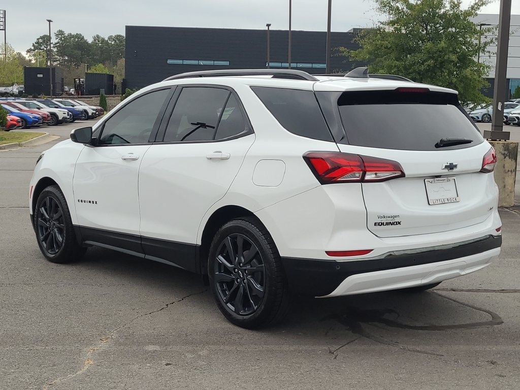 Used 2022 Chevrolet Equinox RS w/ LPO, Floor Liner Package FWD image 3