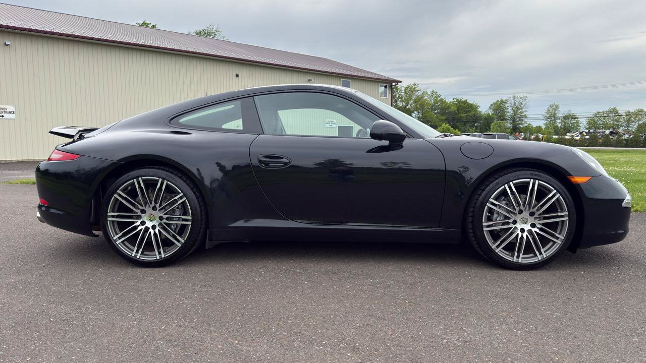 Used 2016 Porsche 911 Carrera Black Edition RWD image 5