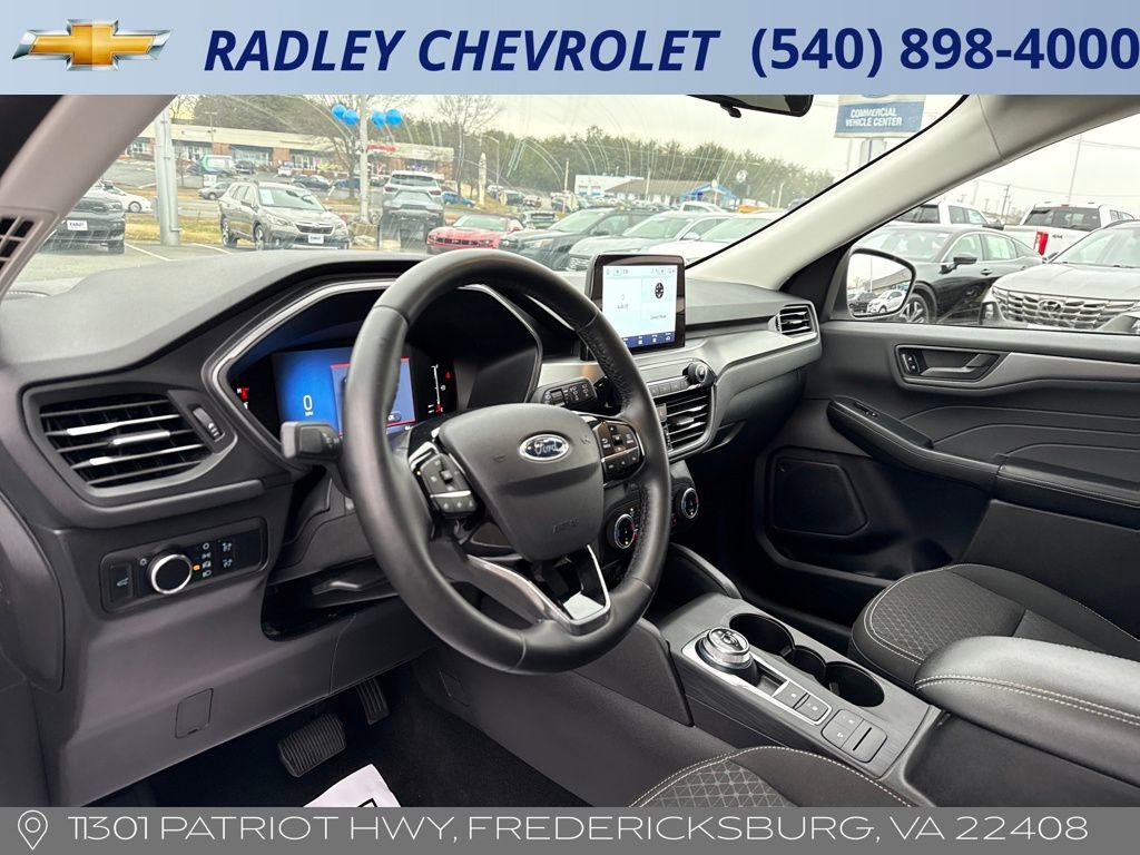 Used 2024 Ford Escape Active image 13