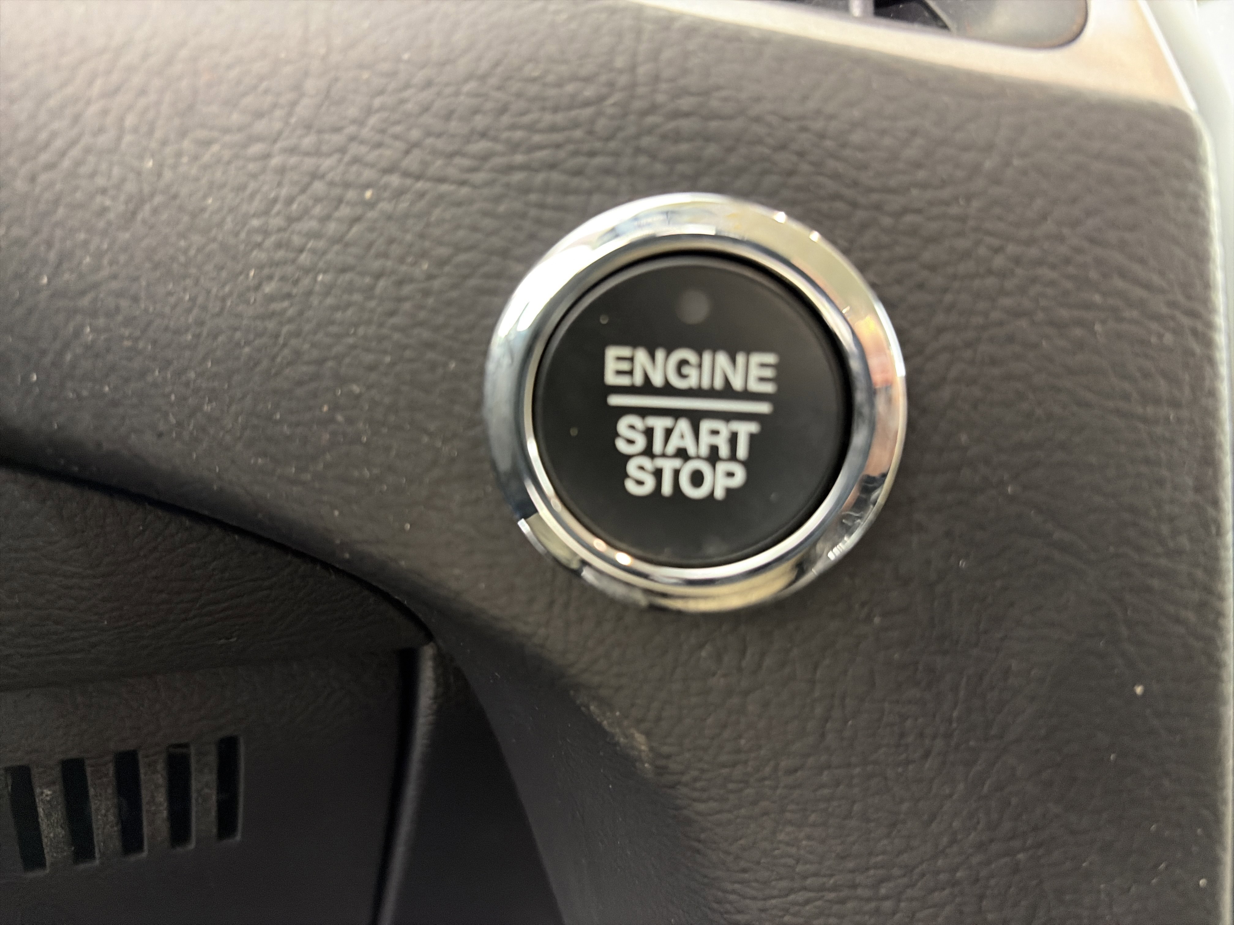 Used 2024 Ford Edge SEL w/ Convenience Package image 26