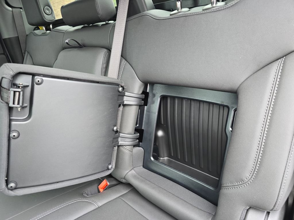 New 2026 Chevrolet Silverado 3500 LT w/ All Star Edition image 13