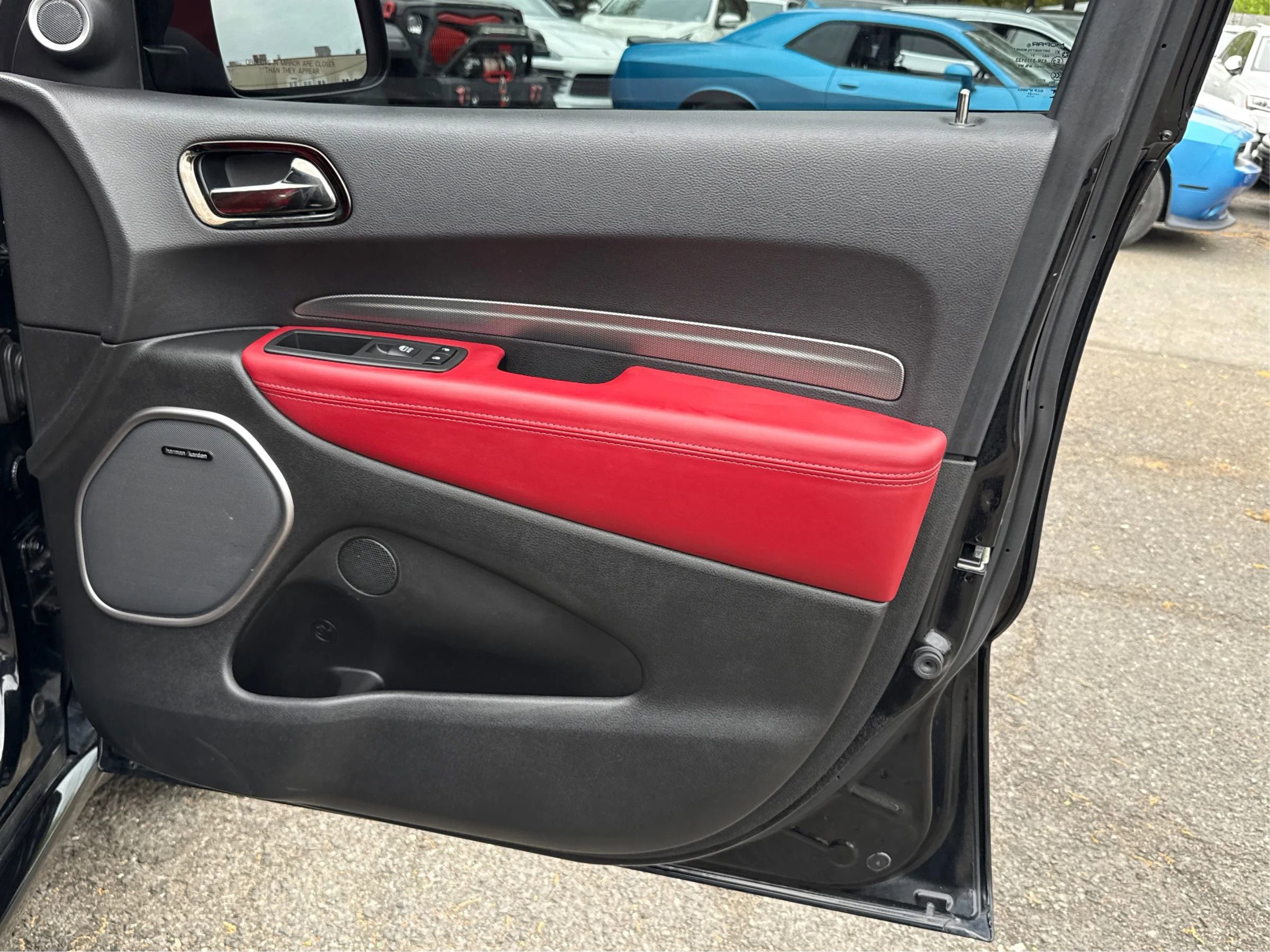 Used 2020 Dodge Durango R/T w/ Technology Group AWD/4WD image 20