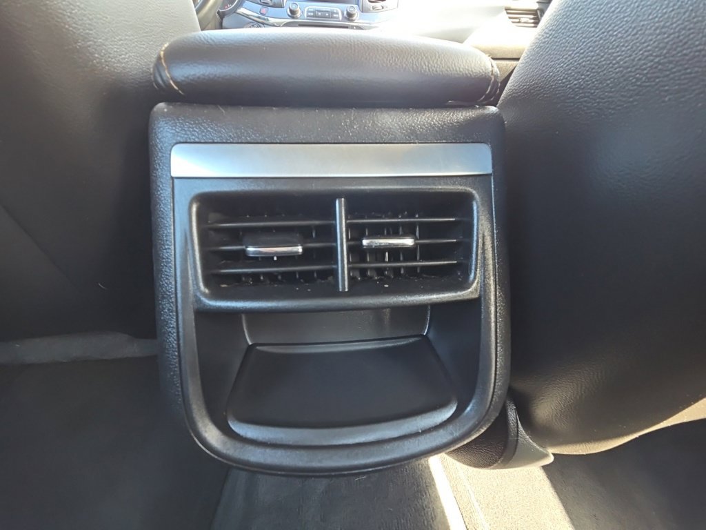 Used 2016 Chevrolet Impala LTZ FWD image 13