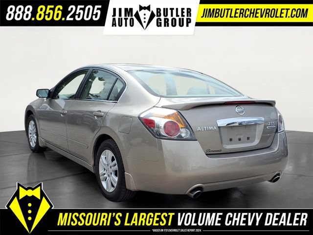 Used 2011 Nissan Altima 2.5 S w/ Special Edition Pkg FWD image 2