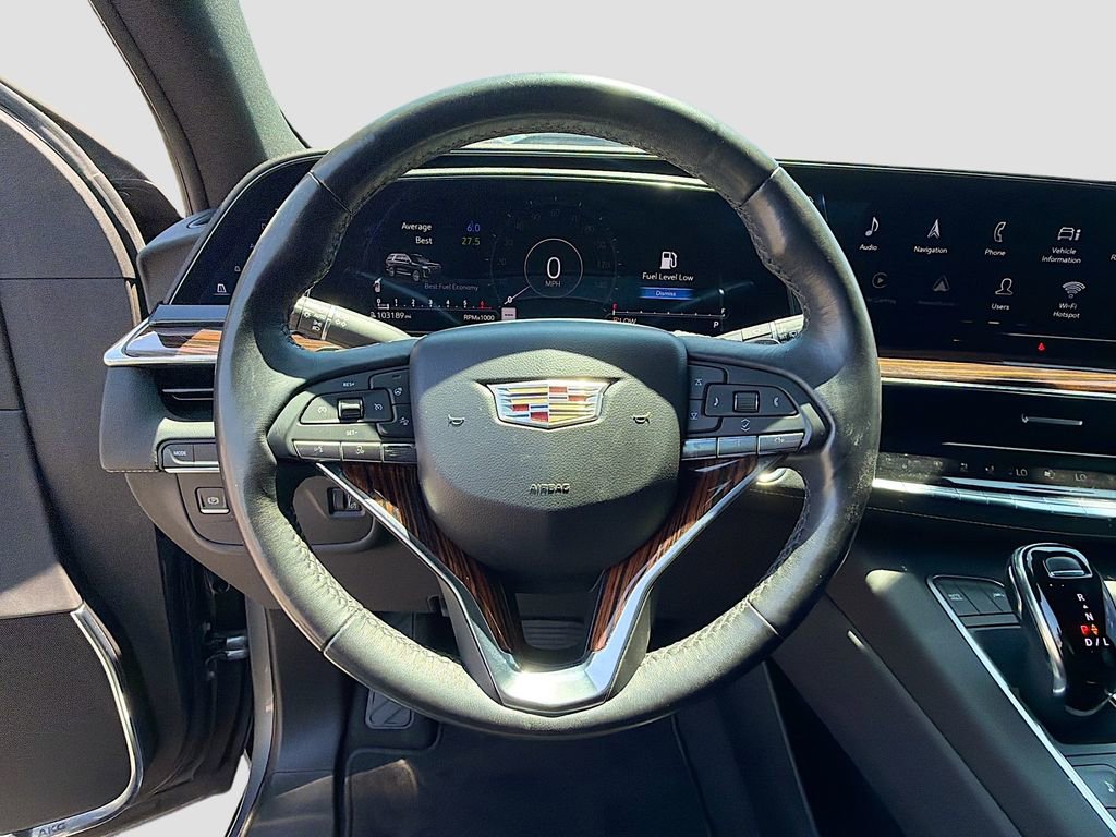 Used 2022 Cadillac Escalade Premium Luxury RWD image 41