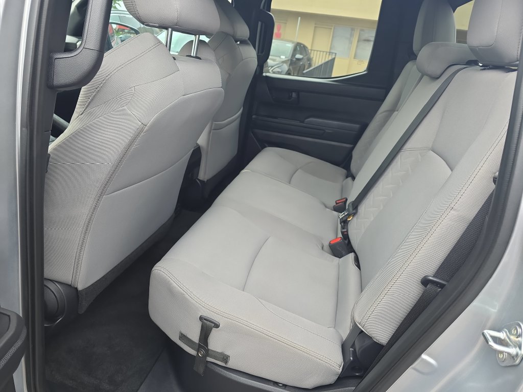 Used 2025 Toyota Tacoma SR5 AWD/4WD image 22