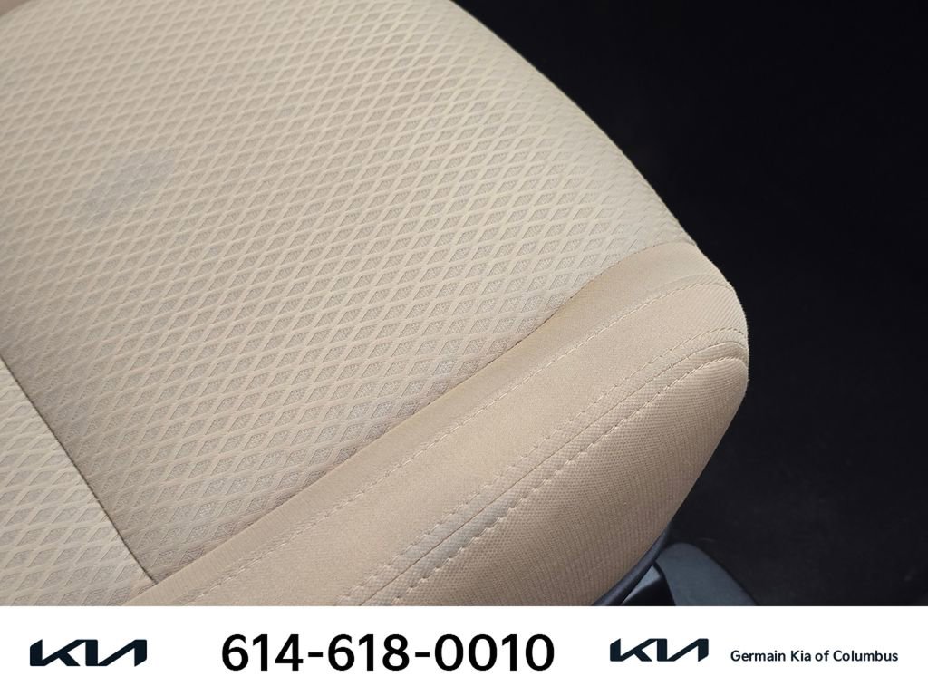 Used 2016 Mitsubishi Outlander SE image 27