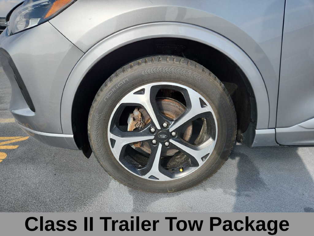 Used 2024 Ford Escape ST-Line Select w/ Tech Pack #2 AWD/4WD image 3