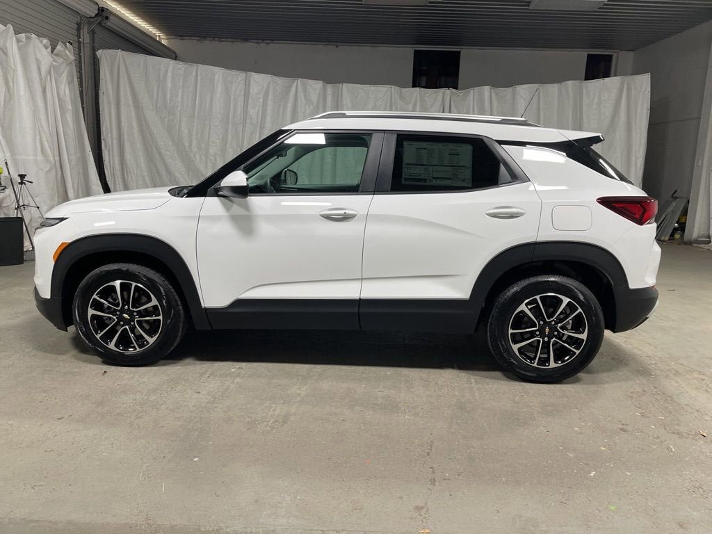 New 2026 Chevrolet TrailBlazer LT FWD image 4