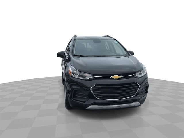 Certified 2020 Chevrolet Trax LT w/ Driver Confidence Package image 3