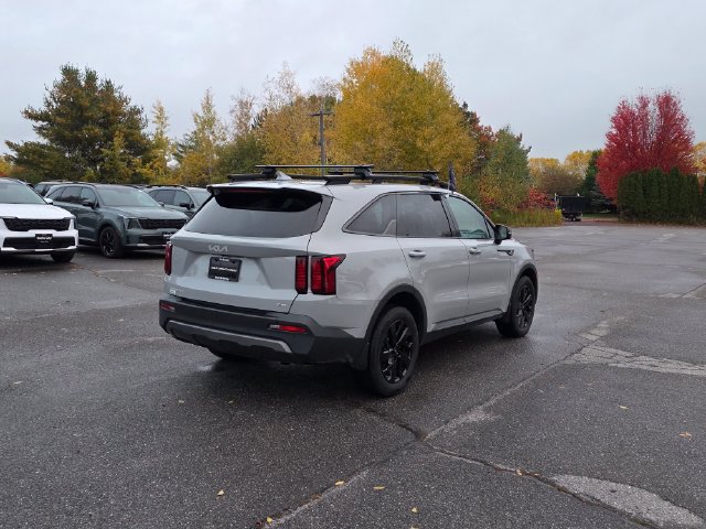 Certified 2023 Kia Sorento S w/ Panoramic Sunroof Package AWD/4WD image 8