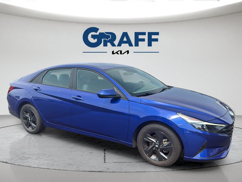 Used 2023 Hyundai Elantra SEL w/ Cargo Package FWD image 14