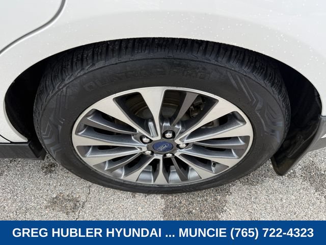 Used 2017 Ford C-MAX Titanium w/ Equipment Group 301A FWD image 9
