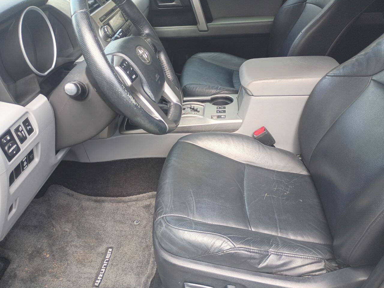 Used 2010 Toyota 4Runner SR5 w/ Premium Pkg w/Leather AWD/4WD image 14
