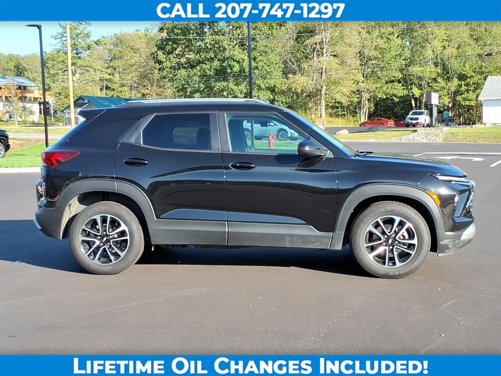 Used 2025 Chevrolet TrailBlazer LT FWD image 4