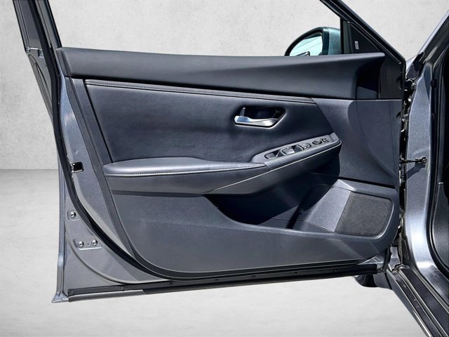 Used 2021 Nissan Sentra SV w/ Lighting Package FWD image 18