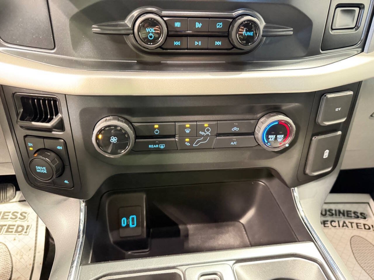Used 2021 Ford F150 XLT AWD/4WD image 14