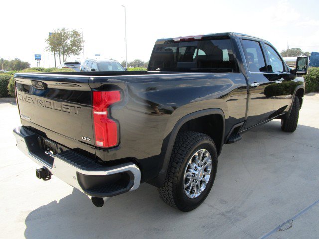 New 2026 Chevrolet Silverado 2500 LTZ w/ LTZ Plus Package AWD/4WD image 8