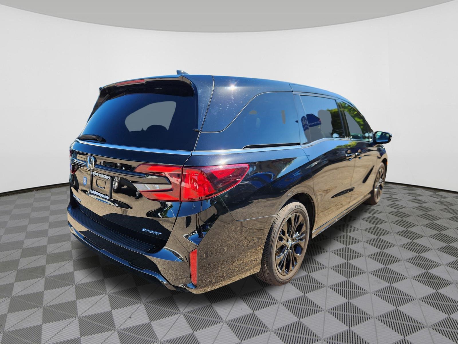 Certified 2025 Honda Odyssey Sport-L image 4