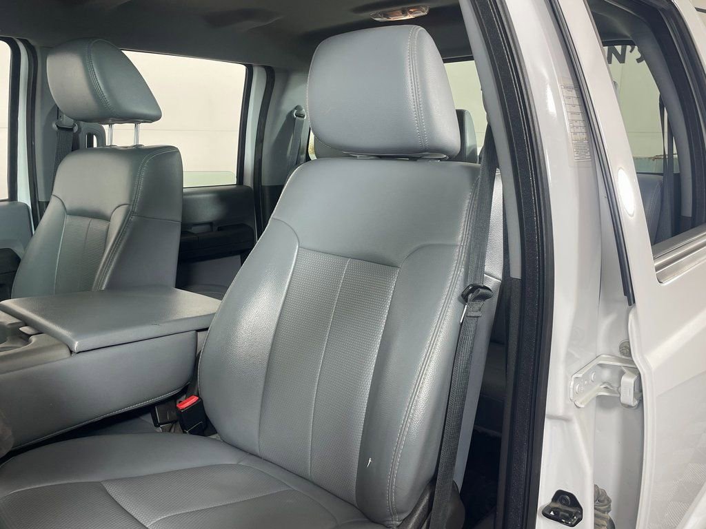 Used 2016 Ford F250 XL w/ Power Equipment Group image 19