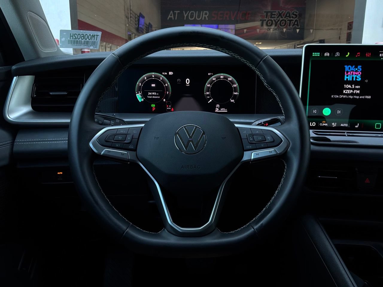 Used 2026 Volkswagen Tiguan SE FWD image 35