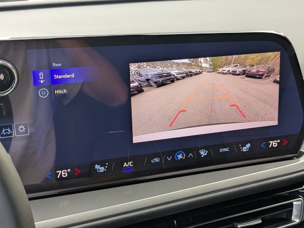 New 2026 Chevrolet Traverse LT FWD image 24