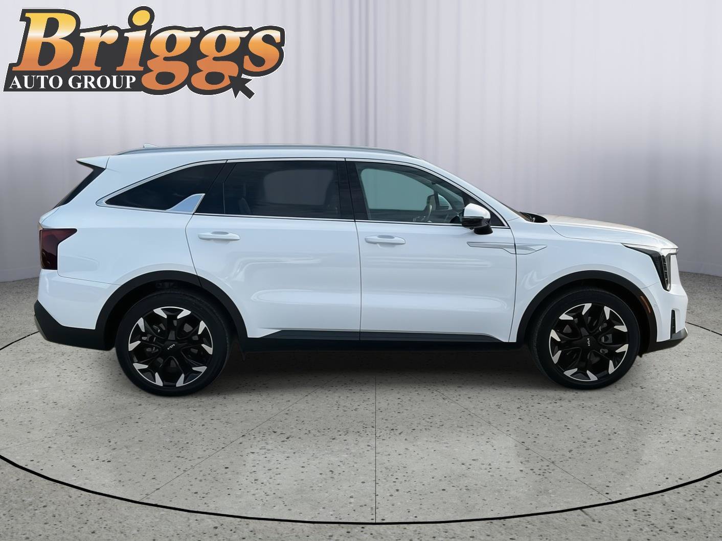 Used 2025 Kia Sorento SX FWD image 6