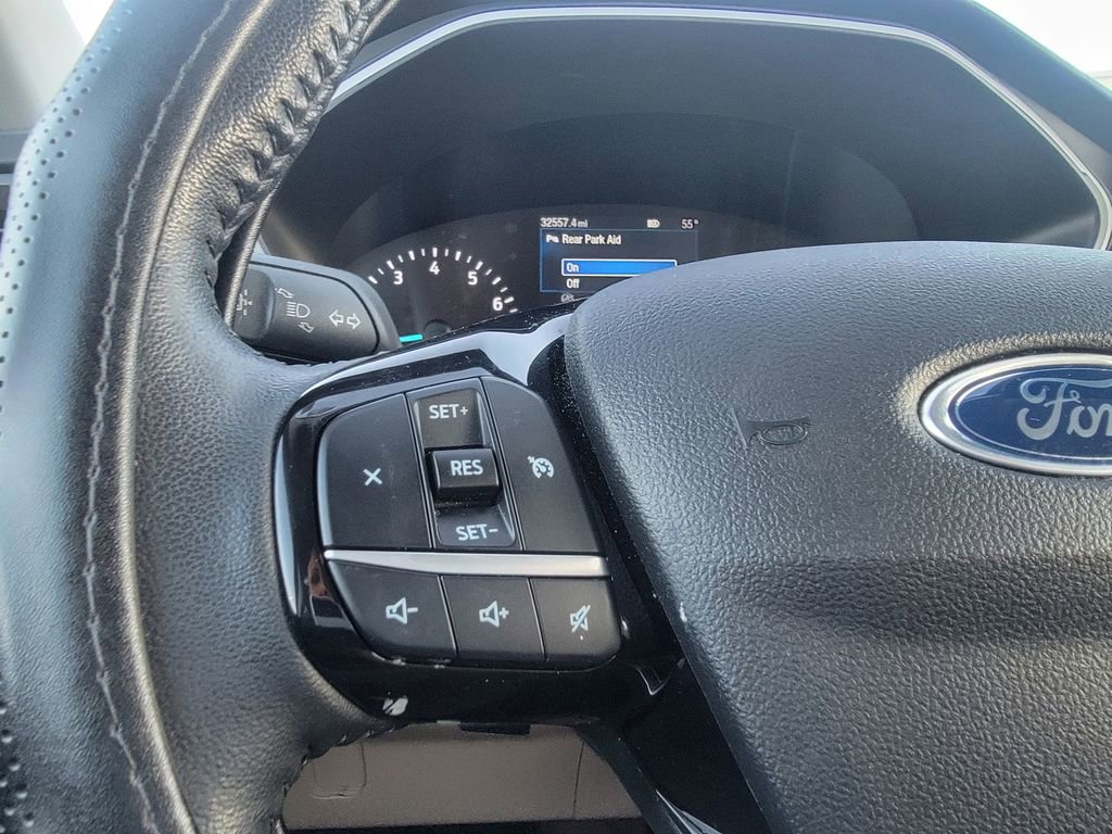 Used 2021 Ford Escape SEL image 18