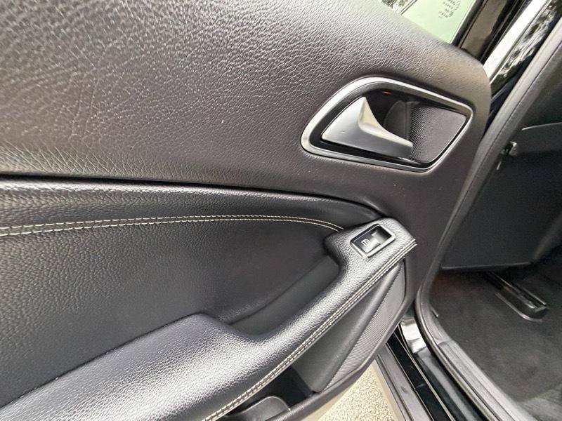 Used 2018 Mercedes-Benz GLA 250 image 40
