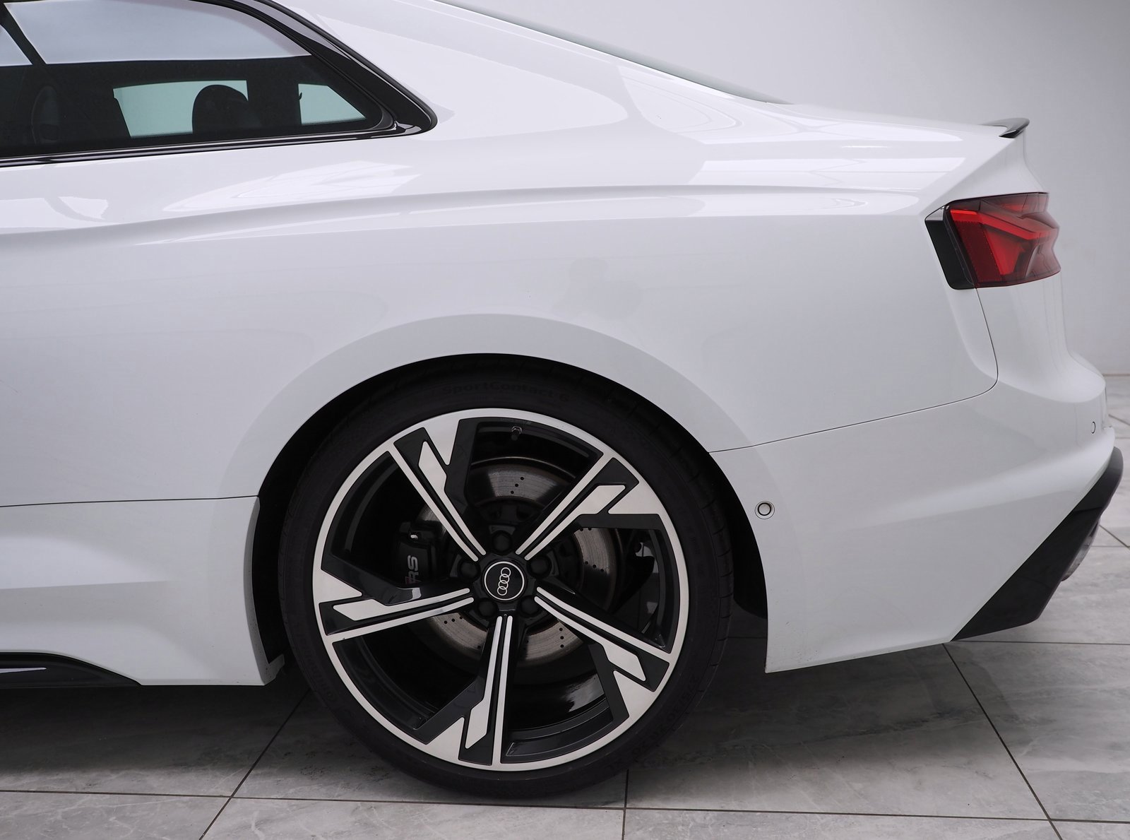 Used 2023 Audi RS 5 w/ RS Driver Assistance Package image 6