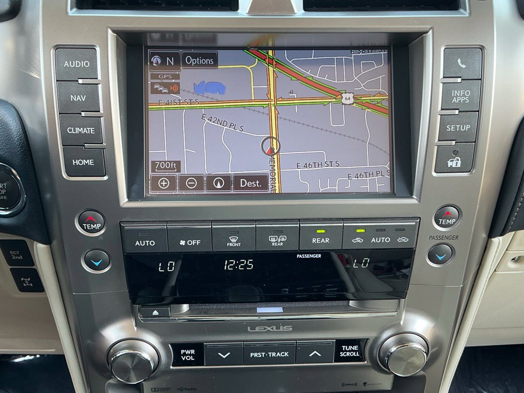 Used 2020 Lexus GX 460 Premium AWD/4WD image 25