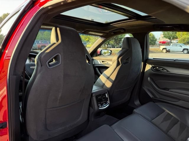 Used 2019 Cadillac CTS V w/ Carbon Fiber Package RWD image 28
