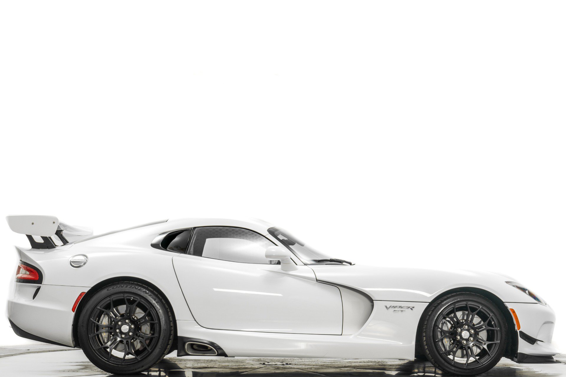 Used 2016 Dodge Viper GTC w/ Time Attack Group 2.0 RWD image 2