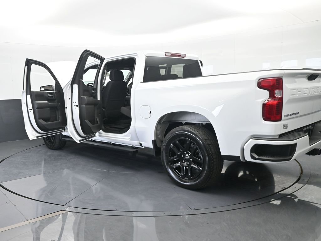 Used 2025 Chevrolet Silverado 1500 Custom image 78