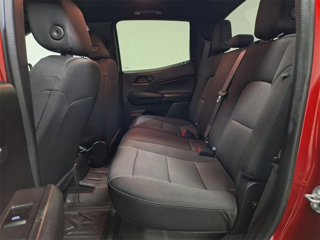 Used 2023 Chevrolet Colorado W/T image 10