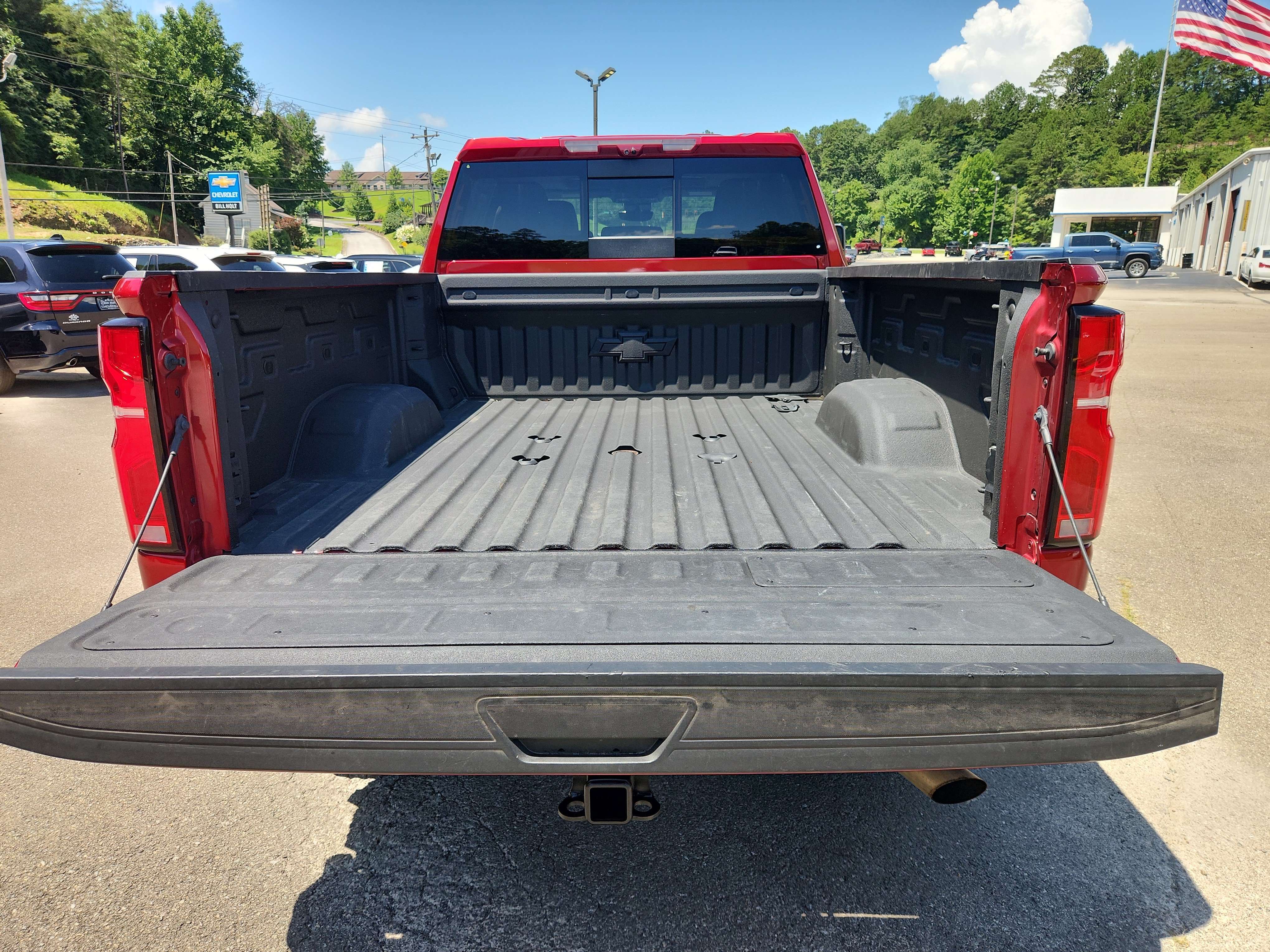 Used 2024 Chevrolet Silverado 2500 LTZ w/ LTZ Premium Package AWD/4WD image 50