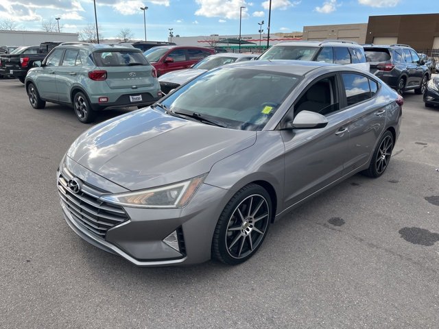 Used 2020 Hyundai Elantra SE