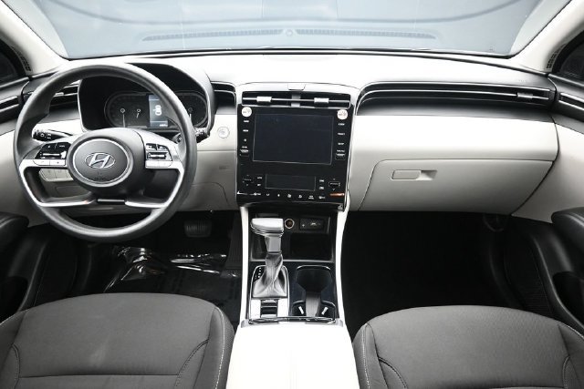 Used 2024 Hyundai Tucson SEL FWD image 19