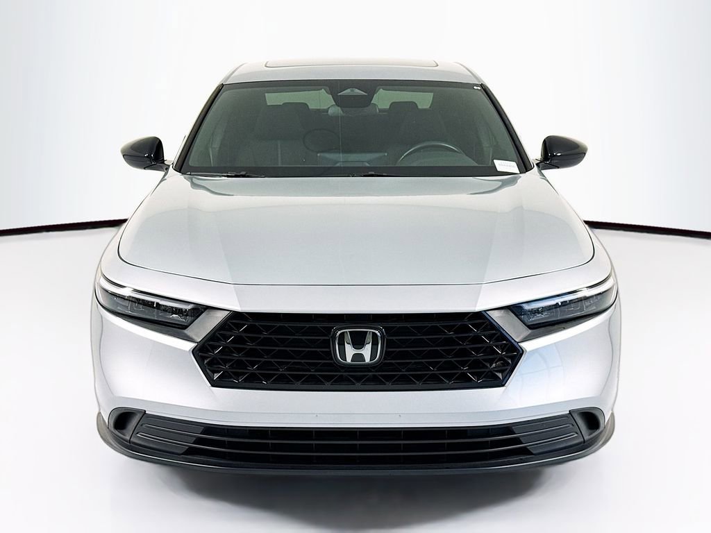 Used 2024 Honda Accord Sport image 2