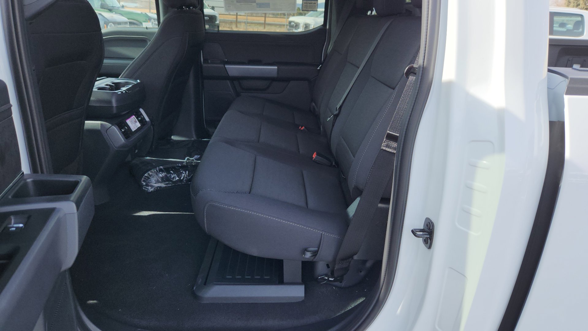 New 2025 Ford F150 XLT w/ Equipment Group 302A MID image 25