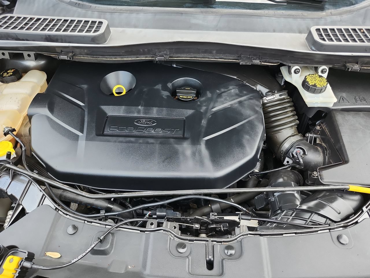 Used 2016 Ford Escape Titanium FWD image 11