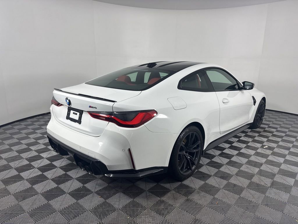 Used 2024 BMW M4 Coupe image 5