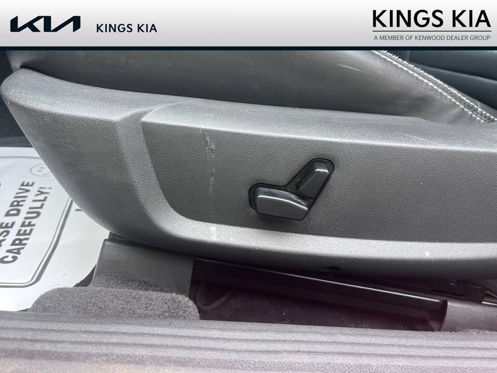 Used 2009 Dodge Challenger R/T RWD image 10