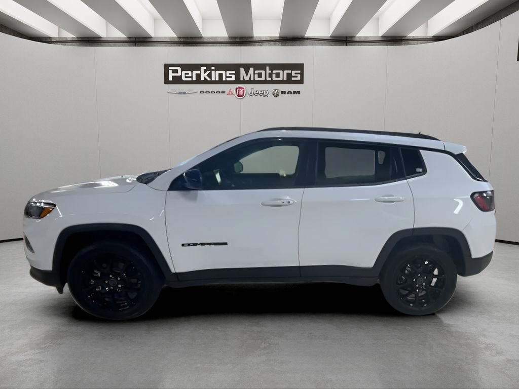 New 2026 Jeep Compass Latitude AWD/4WD image 2