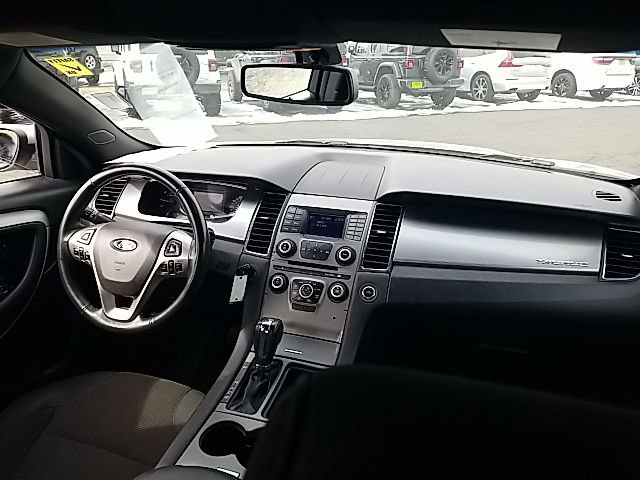 Used 2018 Ford Taurus SEL FWD image 39
